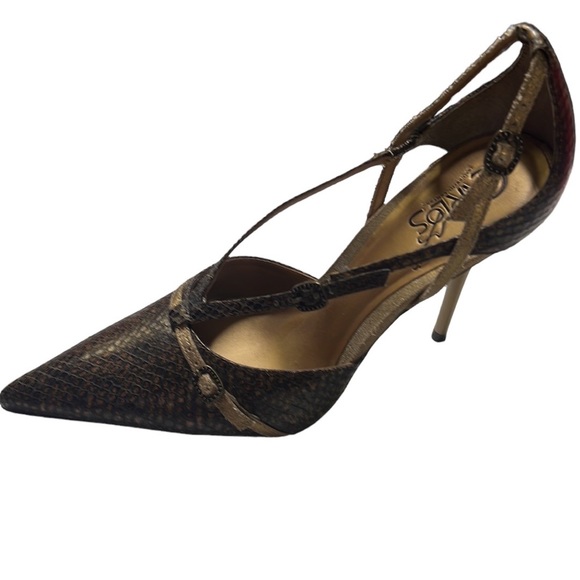 Carlos “Expose” Textured Pointed Heels - Picture 1 of 5